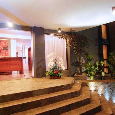Amira Hotel Bandung Exterior photo